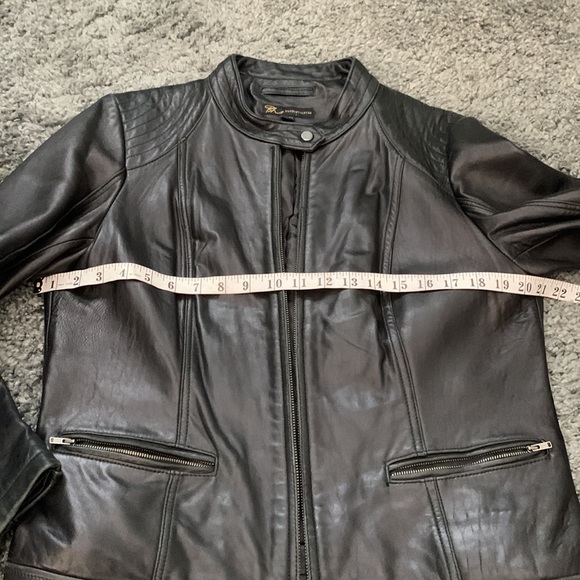 Womens Large or XL Leather jacket bh sophisticates - Picture 4 of 10